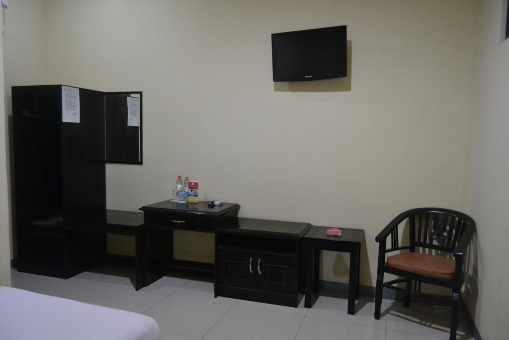 Hotel Khalista Purwakarta Szoba fotó
