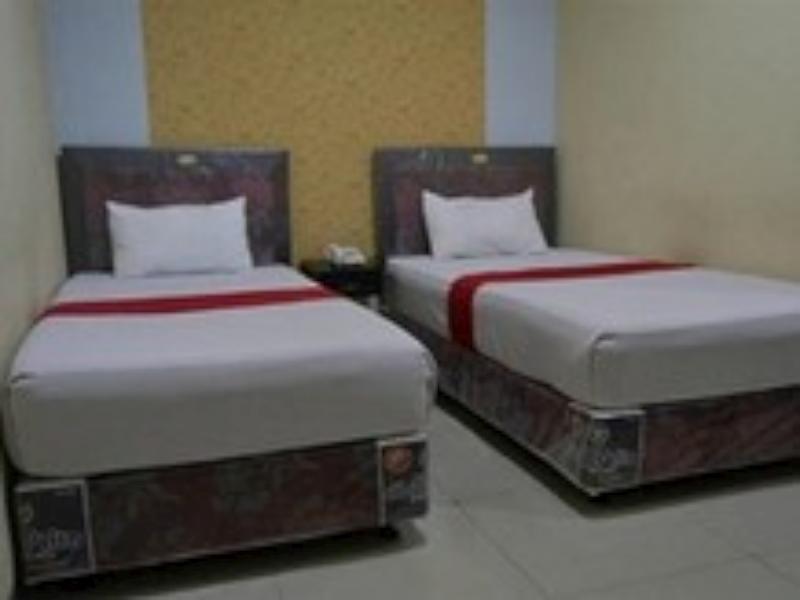 Hotel Khalista Purwakarta Kültér fotó